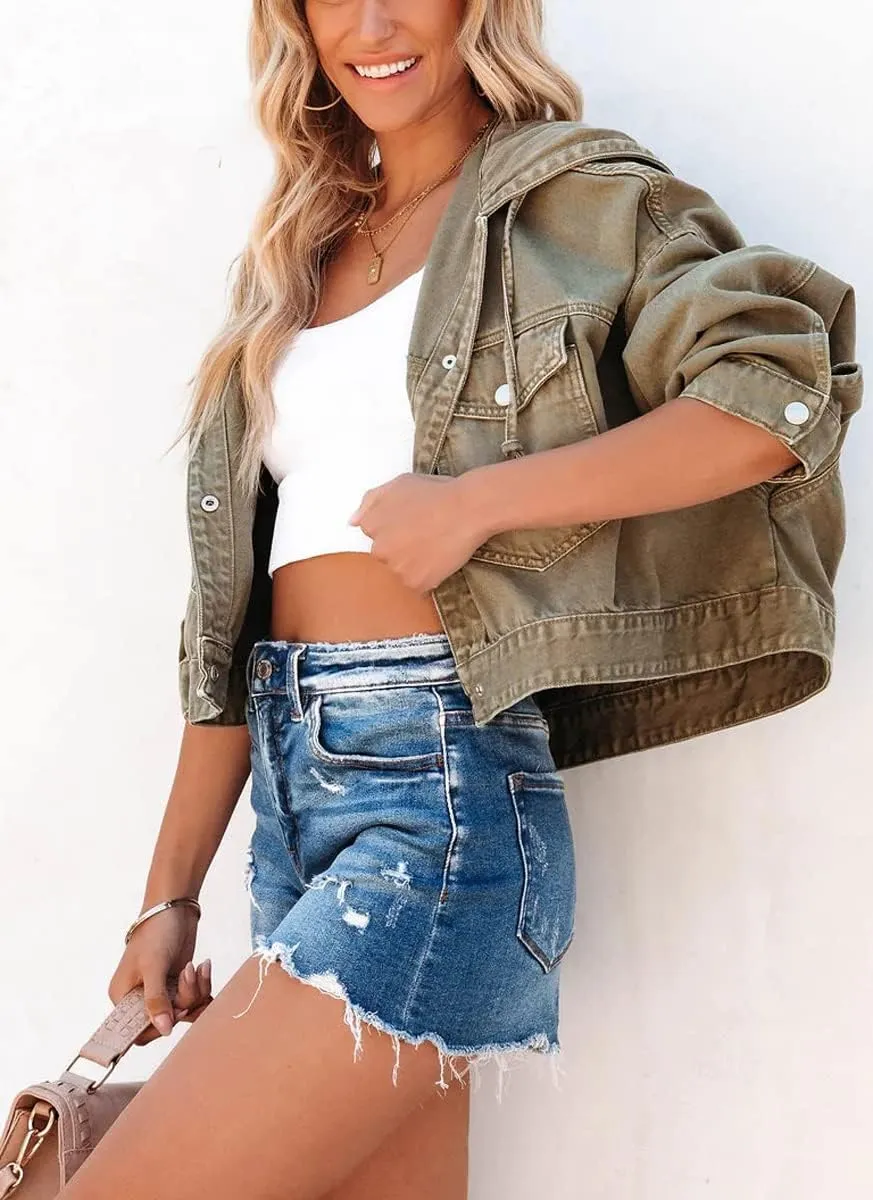 chouyatou Women's Washed Cropped Denim Jacket Button Up Hooded Jean Shacket Jacket Tops