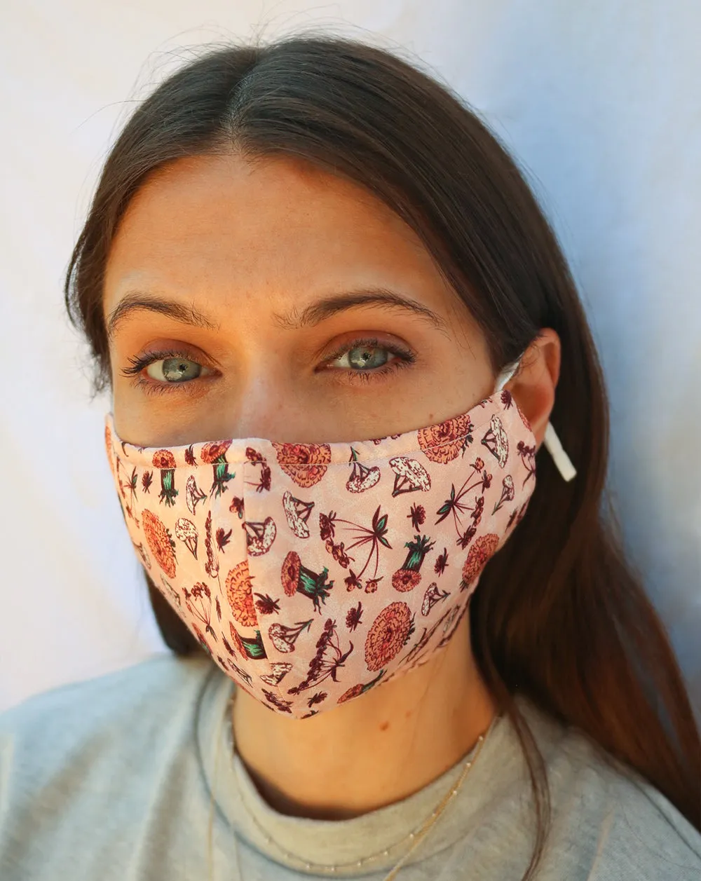 HERBA SILK FACE MASK IN PINK COMBO