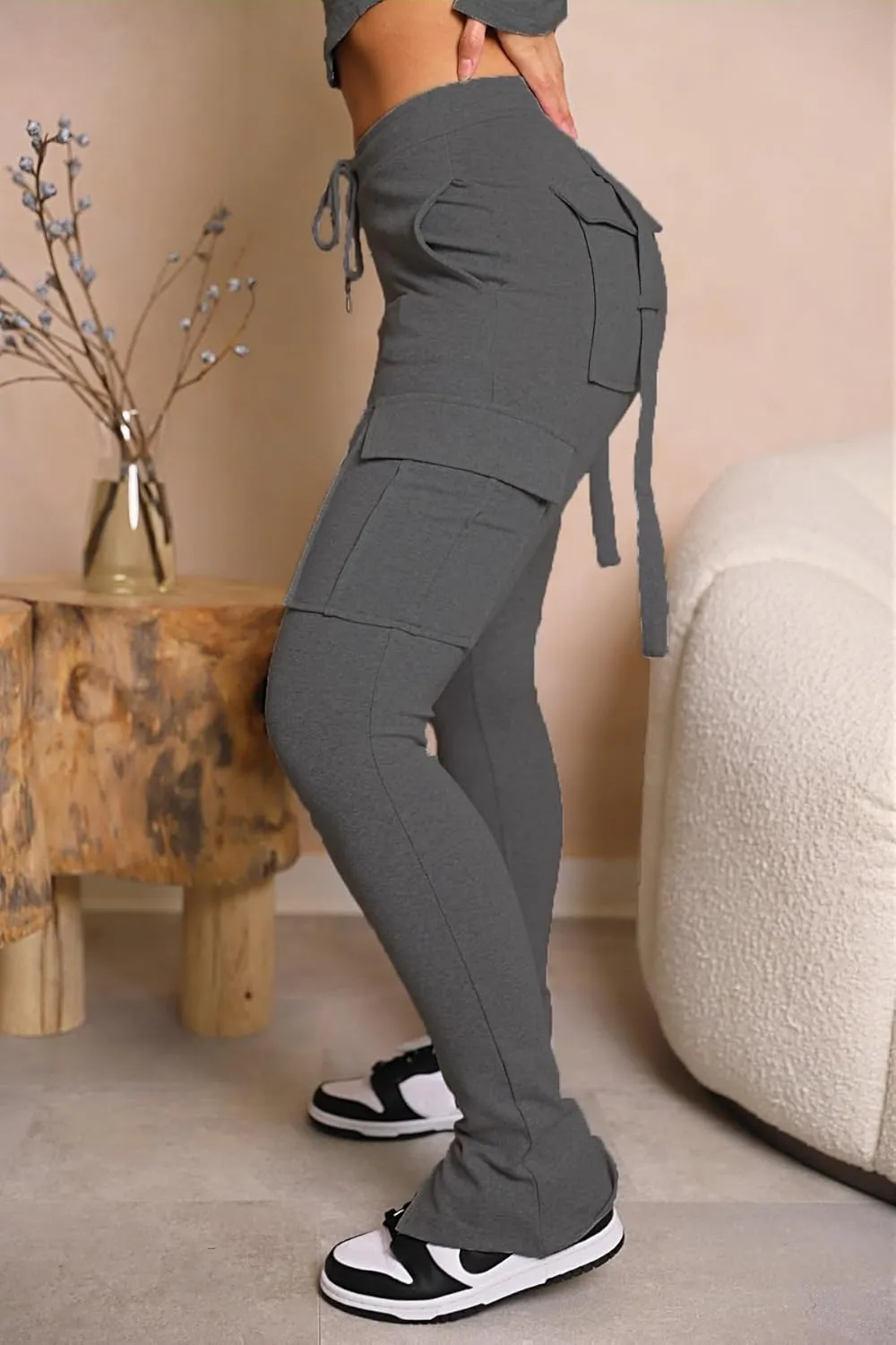 SHINFY Cargo Sweatpants for Women Drawstring High Waisted Casual Stretchy Cargo Pants Joggers Leggings with Pockets